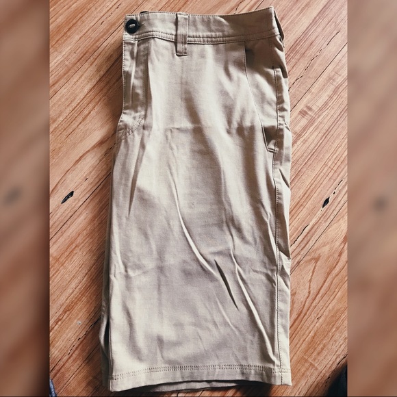 Volcom shorts - Picture 3 of 5